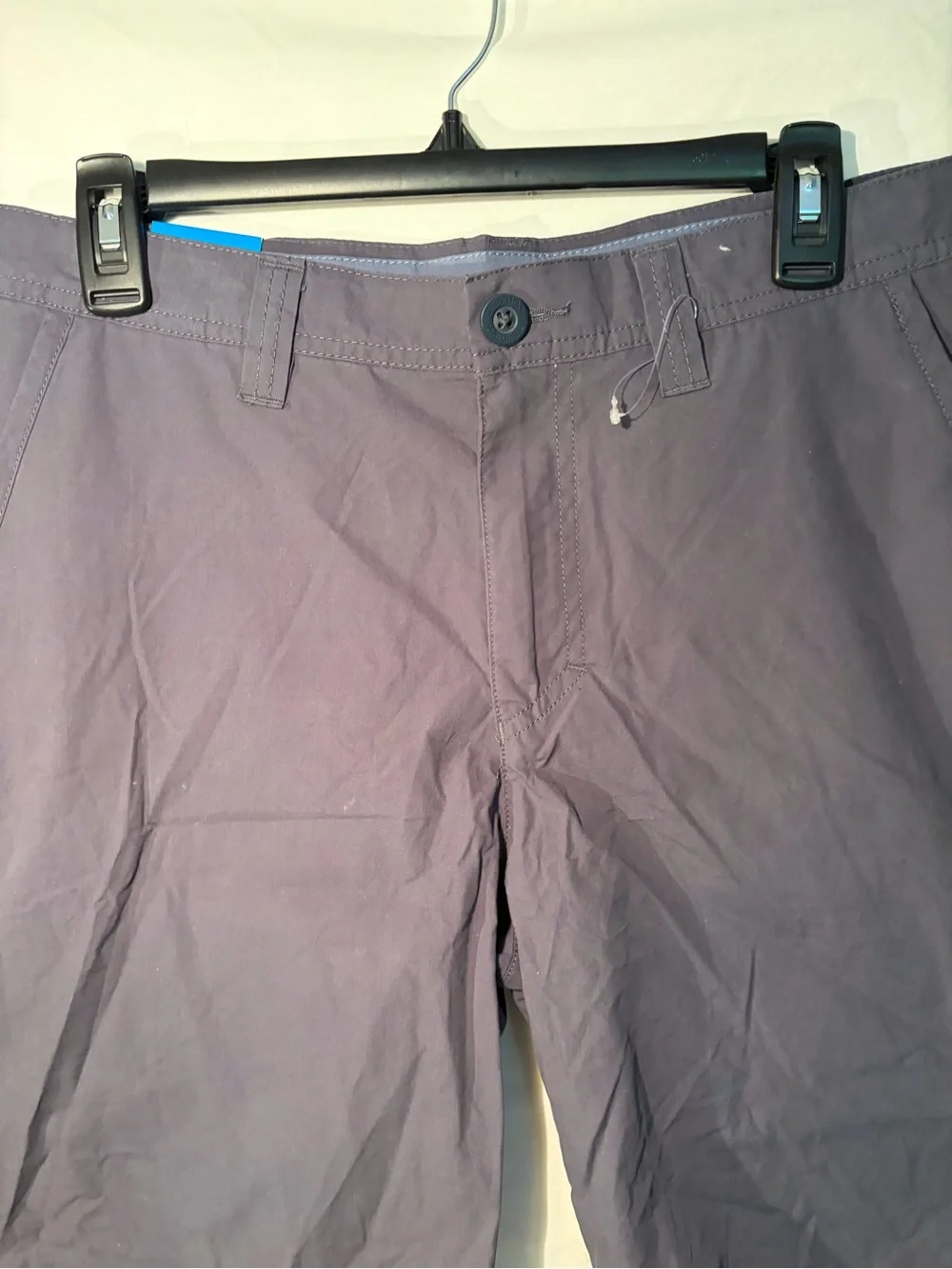 NWT Columbia Men's charcoal Flat Front Shorts size 32 10in